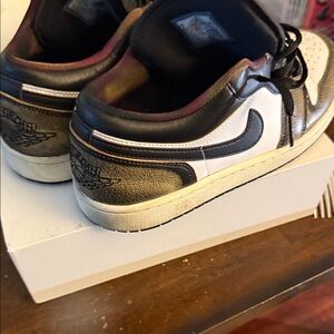 Nike Black and White Men's Sneakers